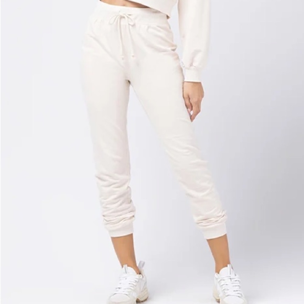 NWT L*Space Livin is Easy Terry Sweatpant Tapioca (Cream) Size Small